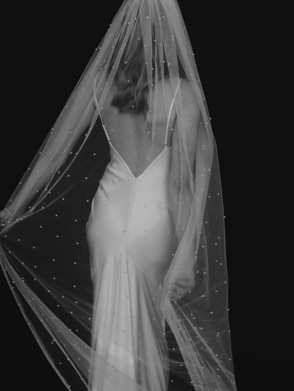 Untamed Petals Jackson Veil- Chapel Length 88"